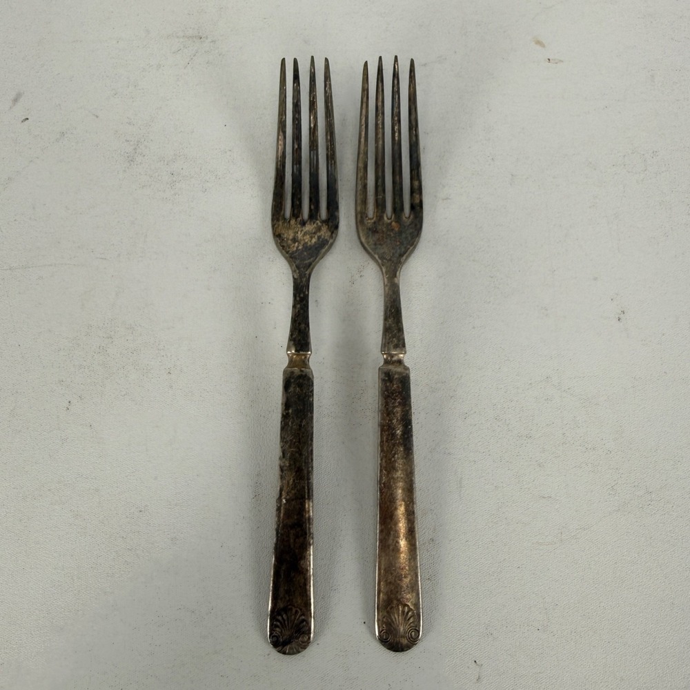 Antique 1847 Rogers Bros Shell Pattern 7.5'' Dinner Fork lot of 2